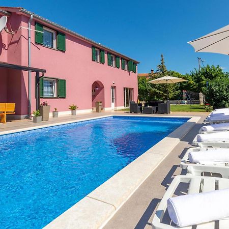 5 Bedroom Stunning Home In Labin Raša Εξωτερικό φωτογραφία