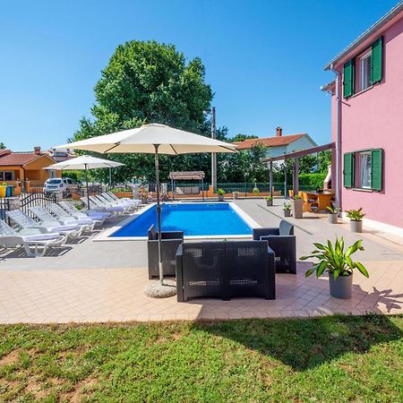 5 Bedroom Stunning Home In Labin Raša Εξωτερικό φωτογραφία