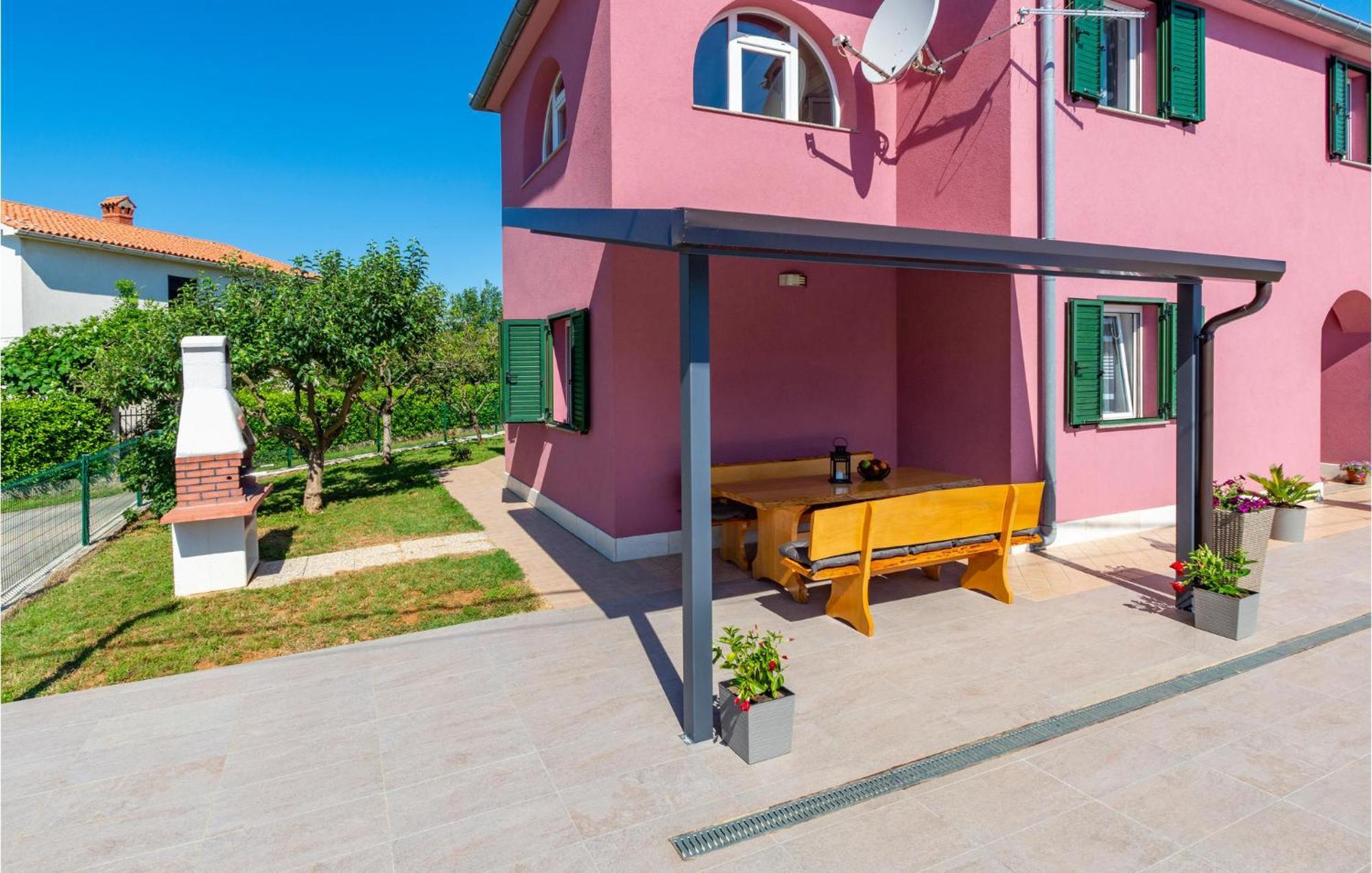 5 Bedroom Stunning Home In Labin Raša Εξωτερικό φωτογραφία