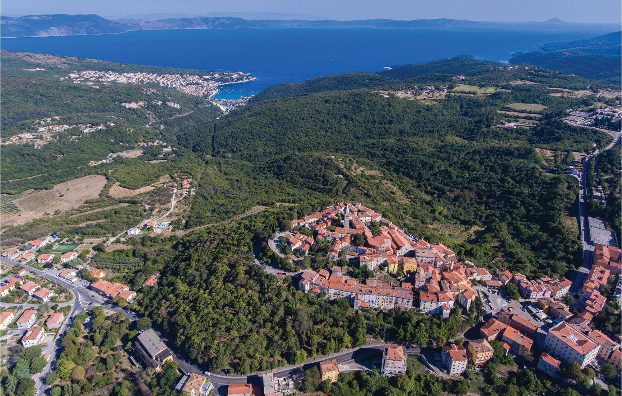 5 Bedroom Stunning Home In Labin Raša Εξωτερικό φωτογραφία
