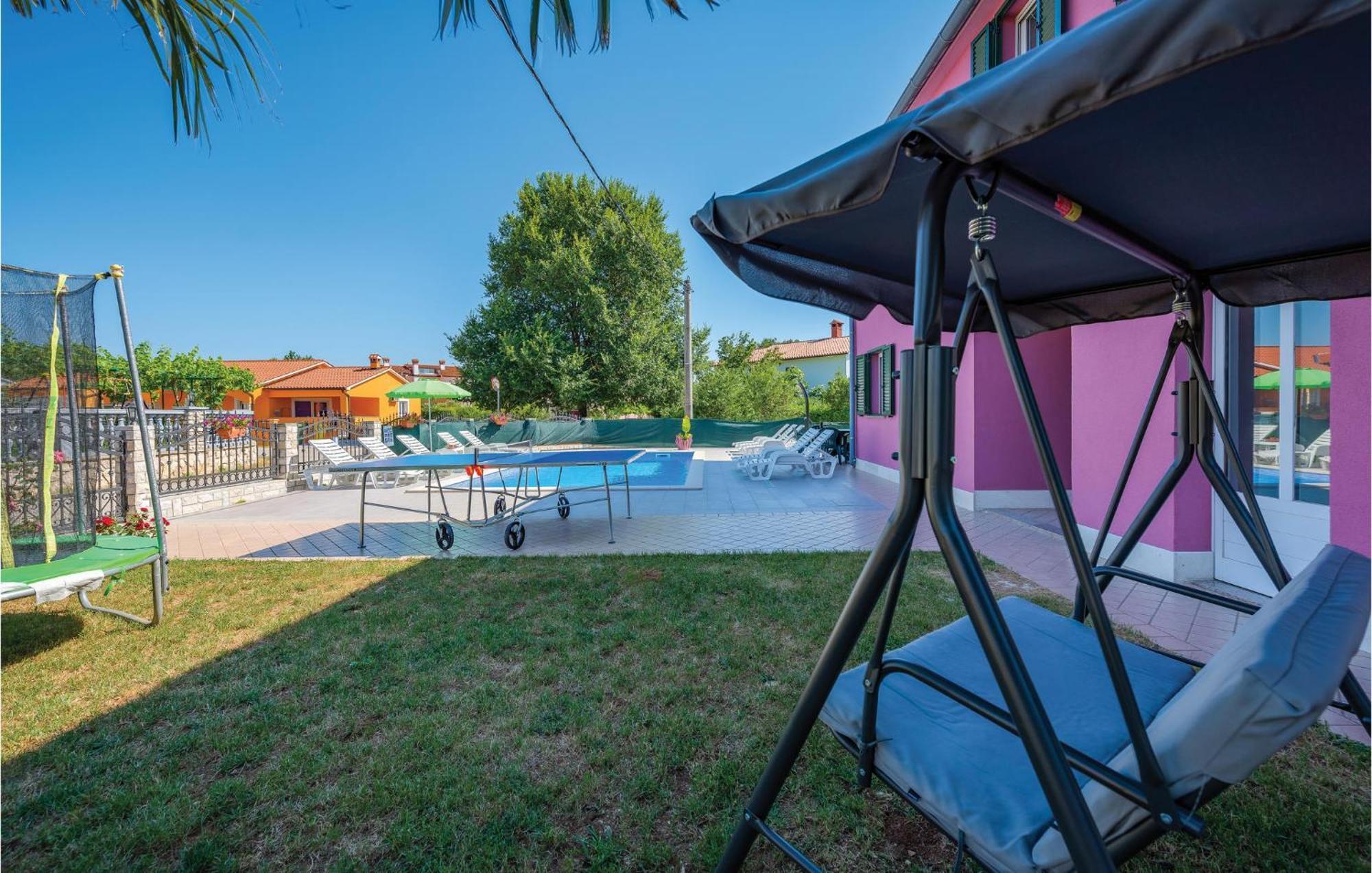 5 Bedroom Stunning Home In Labin Raša Εξωτερικό φωτογραφία
