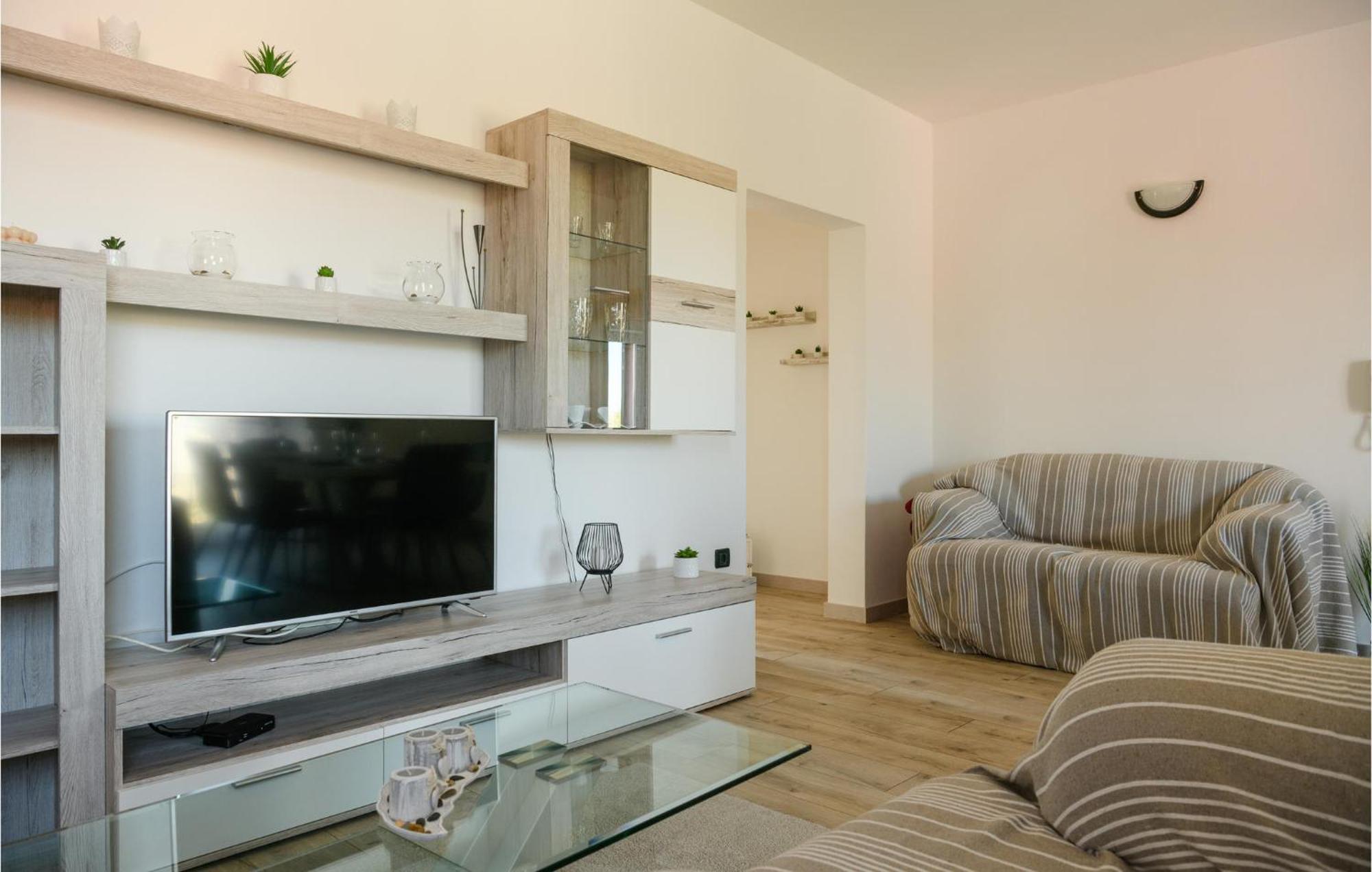 5 Bedroom Stunning Home In Labin Raša Εξωτερικό φωτογραφία